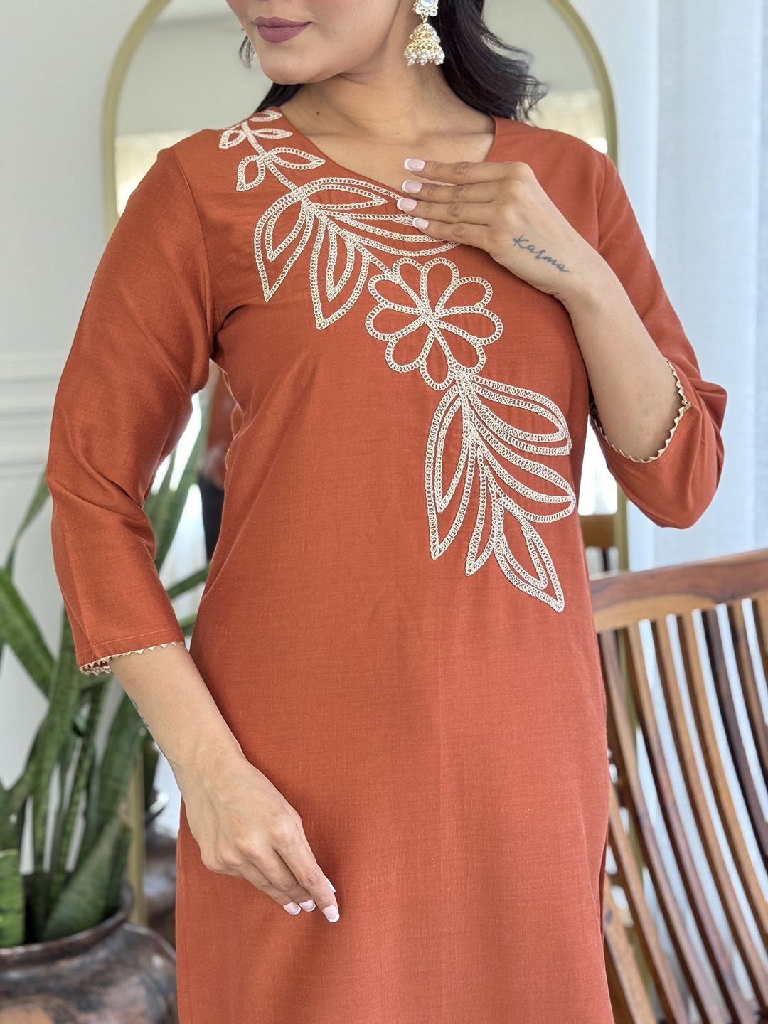 Women Floral Embroidered Silk Kurta with Trousers & Dupatta